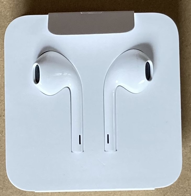 iPhone に付属していたApple EarPods
